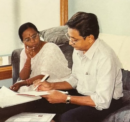 Dr Gita Sharma and K. Varaprasad Reddy in discussion during Shantha Biotechnics' early days